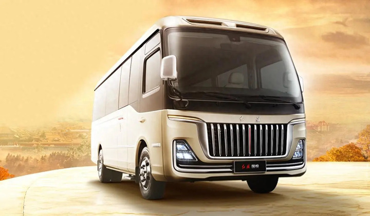 Hongqi GUOYUE REEV — новый премиальный автобус с гибридной системой и запасом хода 900 км