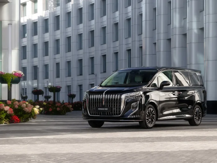 Hongqi HQ9 стал победителем премии «Гран-при «За рулем»» в номинации «Минивэны»