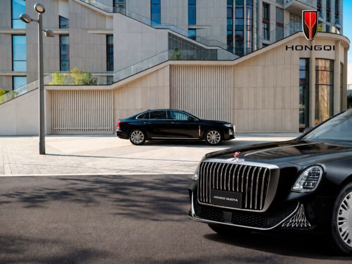 Два седана Hongqi вошли в число победителей премии Авито Авто