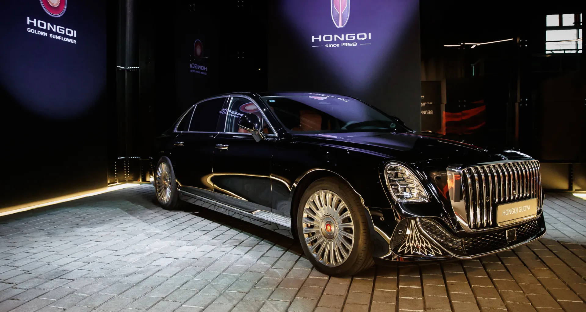 HONGQI GUOYA представлен в Музее ГОН HONGQI GUOYA представлен в Музее ГОН