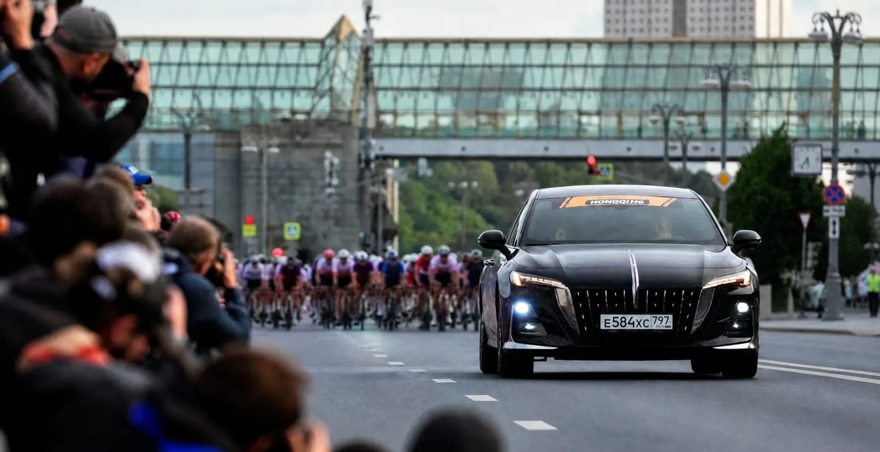 Hongqi стал частью спортивной программы фестиваля в Лужниках Hongqi стал частью спортивной программы фестиваля в Лужниках